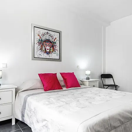 Bright Holiday home