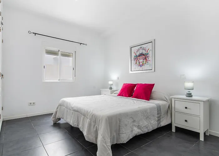 Bright Agaete (Gran Canaria)